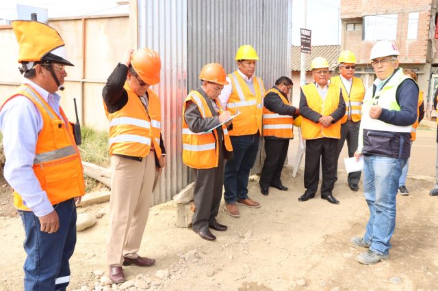 AVANZA NUEVA INFRAESTRUCTURA DE COLEGIO TUPAC AMARU