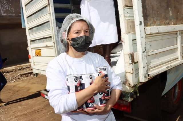 CAMIONCITO REPARTIDOR ENTREGA POR ADELANTADO ALIMENTOS DEL PVL
