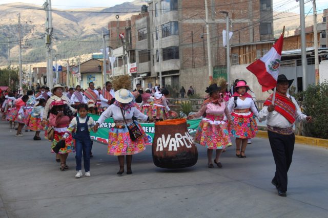 DEMOLICIÓN DE PREDIO EN AZAPAMPA PARA VIABILIZAR OBRA VIAL EN EL JR. AMAZONAS