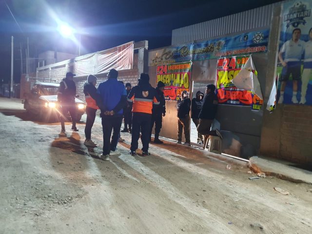 MUNICIPALIDAD FISCALIZA LOCALES DURANTE FESTIVIDAD DEL SANTIAGO EN CHILCA