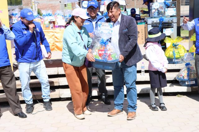 SORTEAN VÍVERES PARA VECINOS PUNTUALES EN PAGO DE IMPUESTOS EN CHILCA