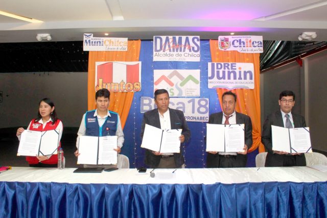 700 JÓVENES SE PREPARAN EN LA ACADEMIA MUNI CHILCA CON MIRAS AL EXAMEN DE BECA18