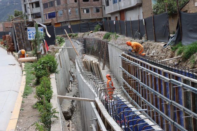 AVANZA OBRA DE CANALIZACIÓN DEL RÍO CHILCA