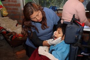 MUNICIPALIDAD DE CHILCA FORTALECE TERAPIAS QUE LLEGAN HASTA CASA