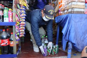MUNICIPIO DECOMISA BEBIDAS ALCOHÓLICAS A LOCAL POR VENTA  A MENOR
