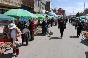 FERIA DE LOS MIÉRCOLES EN CHILCA CELEBRA UNA DÉCADA DE ACTIVIDAD COMERCIAL