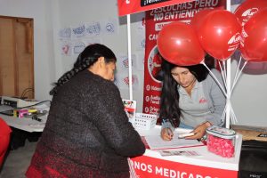 ADULTOS MAYORES PARTICIPAN EN CAMPAÑA DE AUDIOLOGÍA EN CHILCA