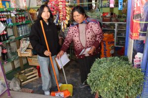 VECINOS DE AZAPAMPA SE SUMAN AL RECICLAJE